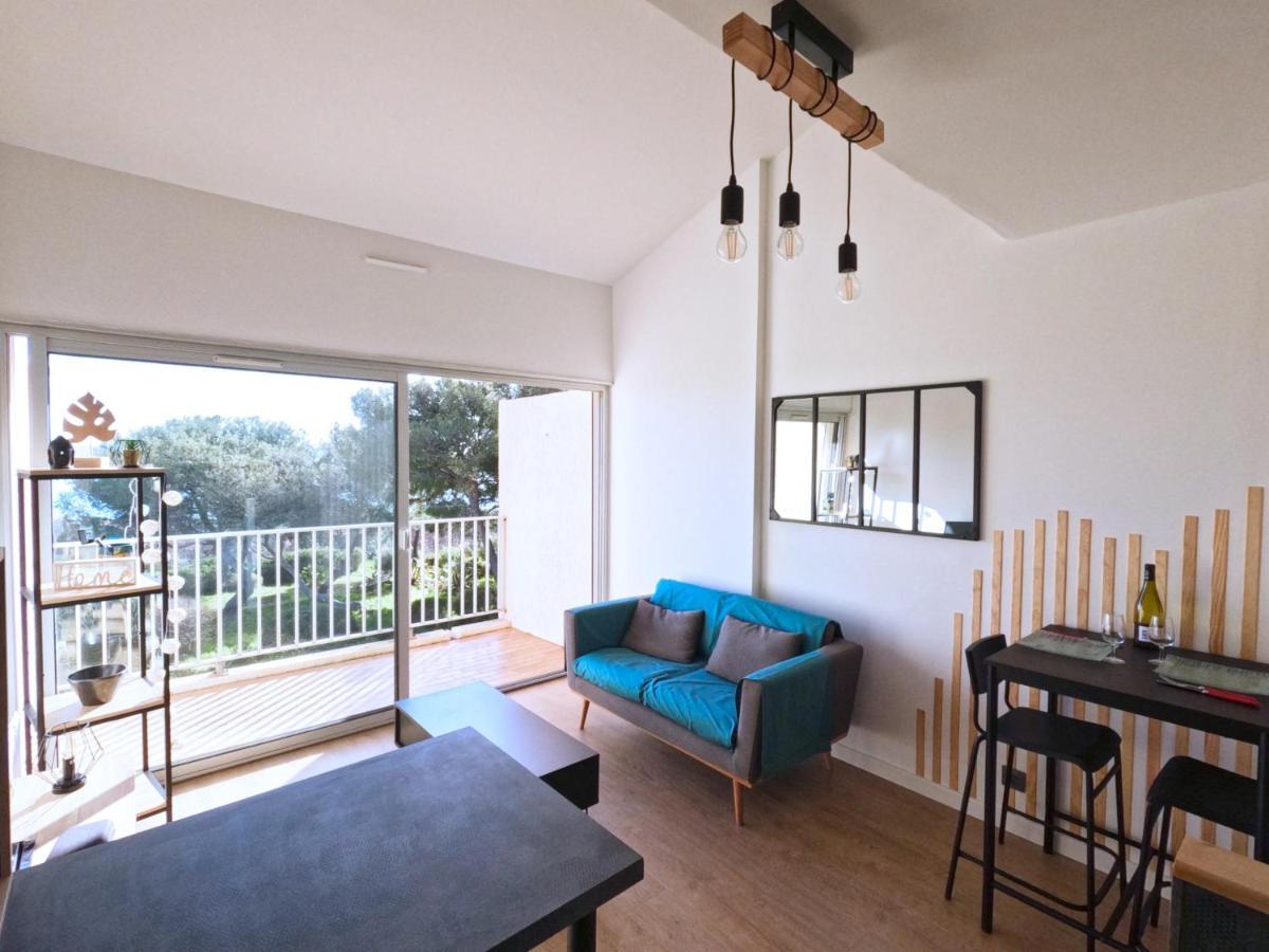 Appartement Hyeres - Costebelle Duplex Vue Mer Balcon Residence Privee Parking - Marie Caroline Exterior photo